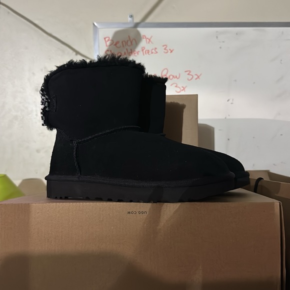 Ugg Bailey now checker size 5 nwt - Picture 9 of 11